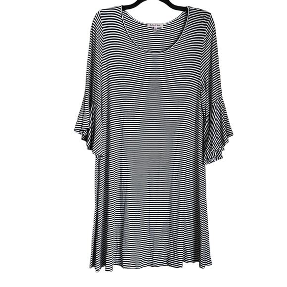 Harlow & Rose Black & White Striped T-Shirt Dress - Size Large - Flutter Sleeves - Picture 1 of 6